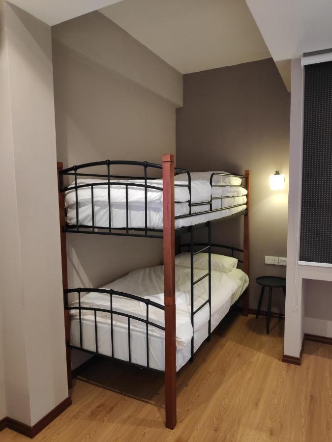 Ez Suites Bandar Seri Begawan Ngoại thất bức ảnh